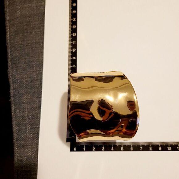 Brand New Top Fashion Plain Gold Bracelet - Picture 9 of 9